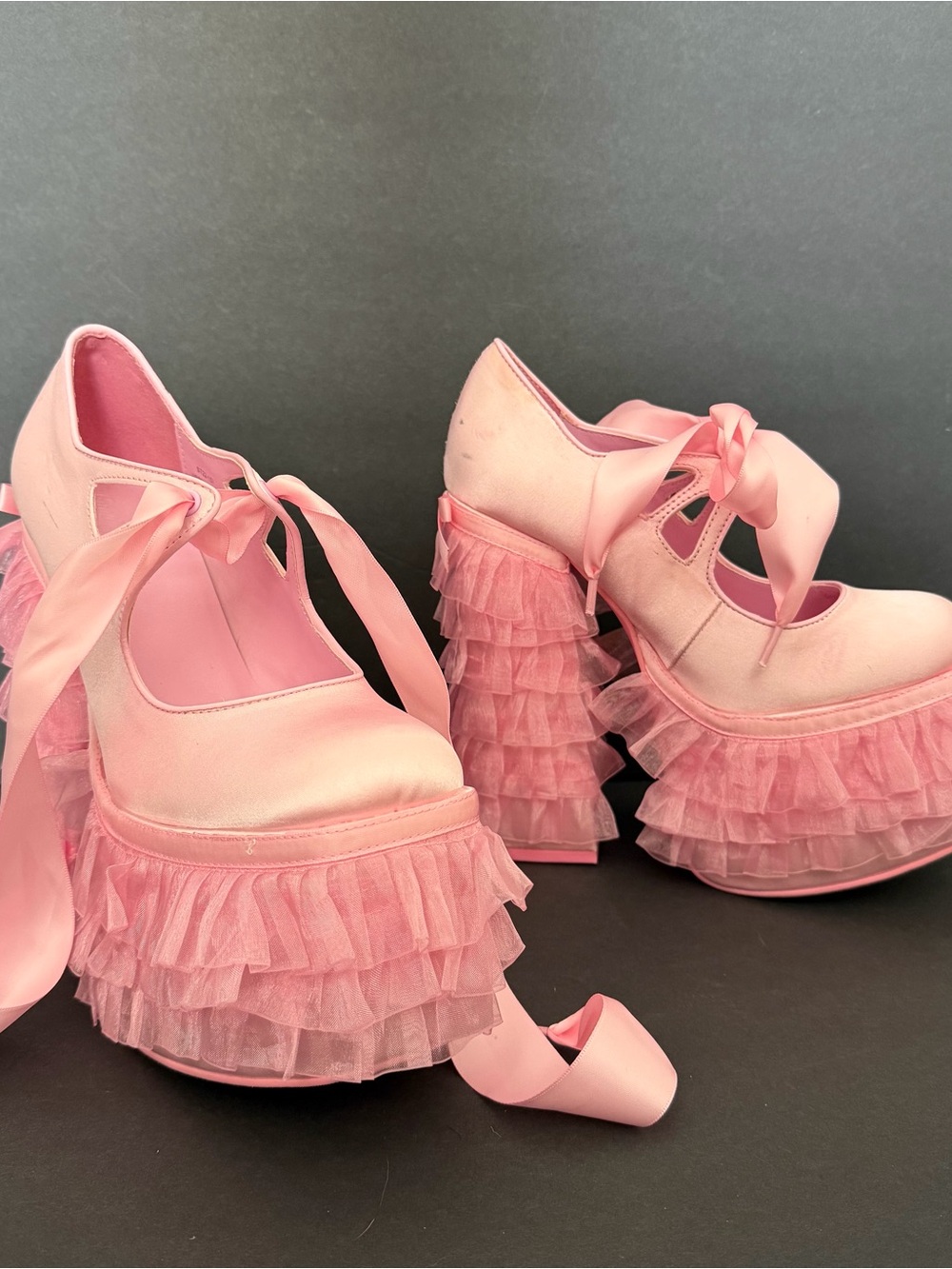 🎀Dolls Kill Sugar Thrillz Risk It For Love Platform Heels Ruffle Pink Sz 7🎀